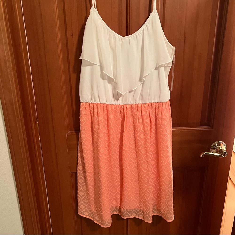 EUC Maurice’s Pink & White Dress with elastic waist band